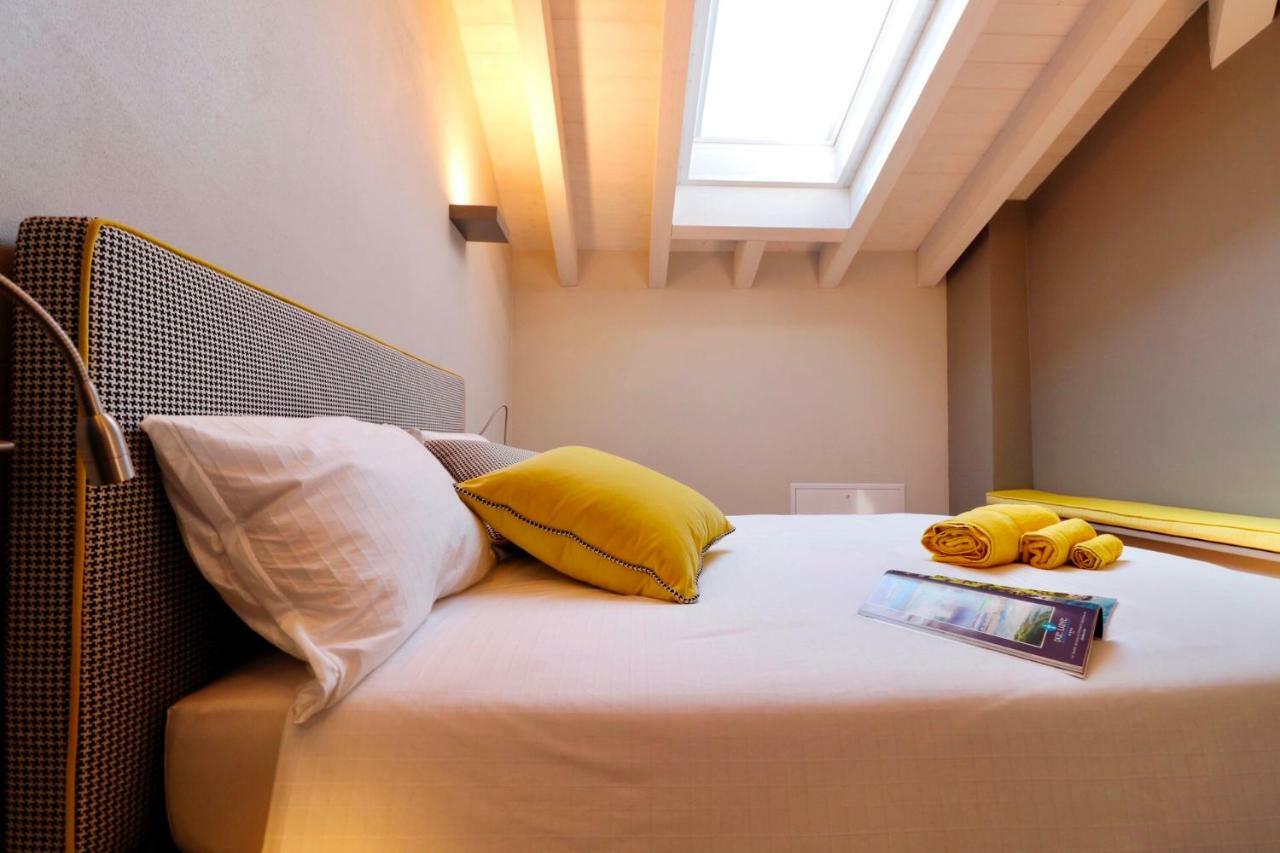 Castelli Delux Apartment Menaggio Exterior photo